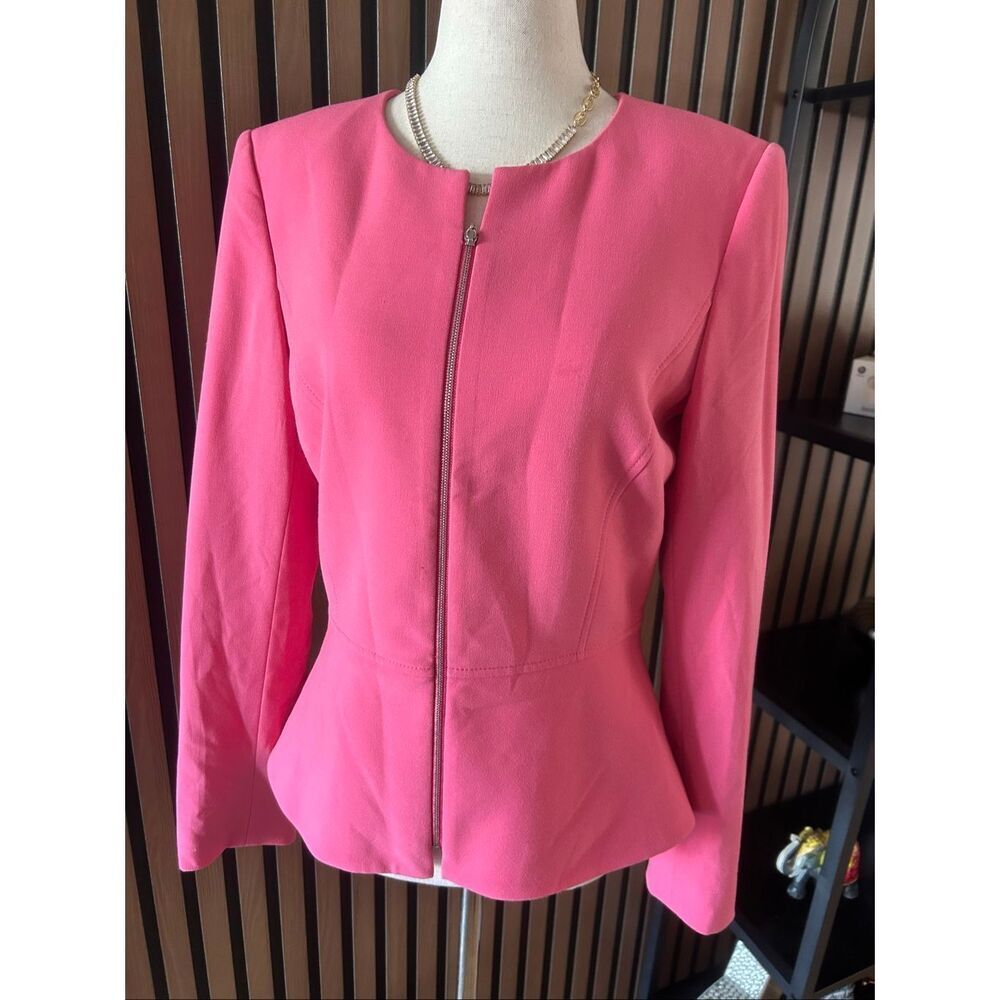 Tahari pink blazer jacket flairs out size 4 classy stylish work attire form fitt